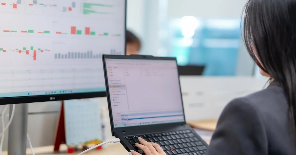 VN-Index phục hồi nhưng thanh khoản chưa xác nhận: Phân tích cấu trúc dòng tiền và vùng hỗ trợ chiến lược