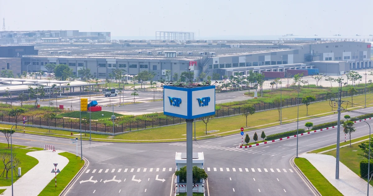 Bất động sản công nghiệp TP.HCM: Sức ép 'già hóa' hạ tầng và bài toán thu hút FDI thế hệ mới