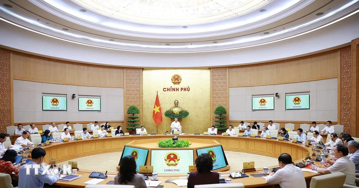 Từ phiên họp Chính phủ tháng 6/2026: Nhìn về bài toán tăng trưởng hai con số trong bối cảnh địa chính trị bất ổn