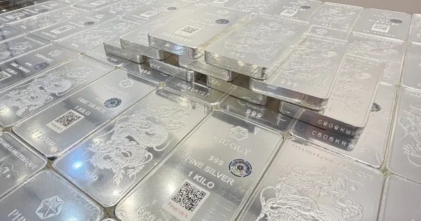 Giá bạc hôm nay 27/7/2026: Chờ tín hiệu từ Fed