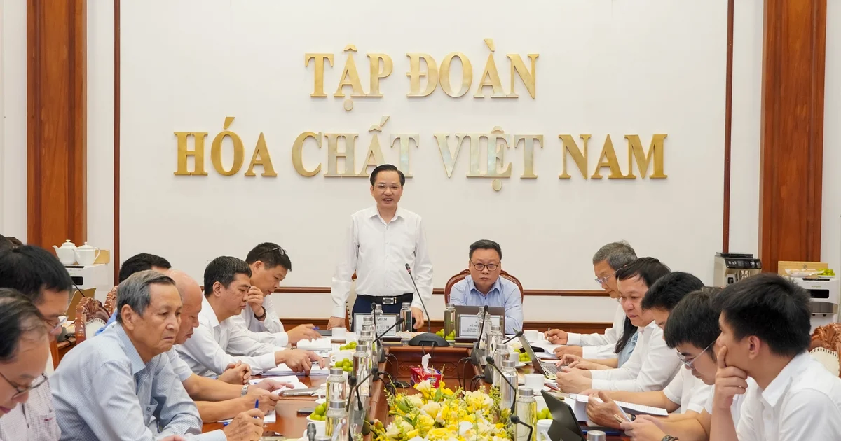 Từ Hội thảo Vinachem: Nhìn về chiến lược phát triển công nghiệp vật liệu ngành hóa chất Việt Nam