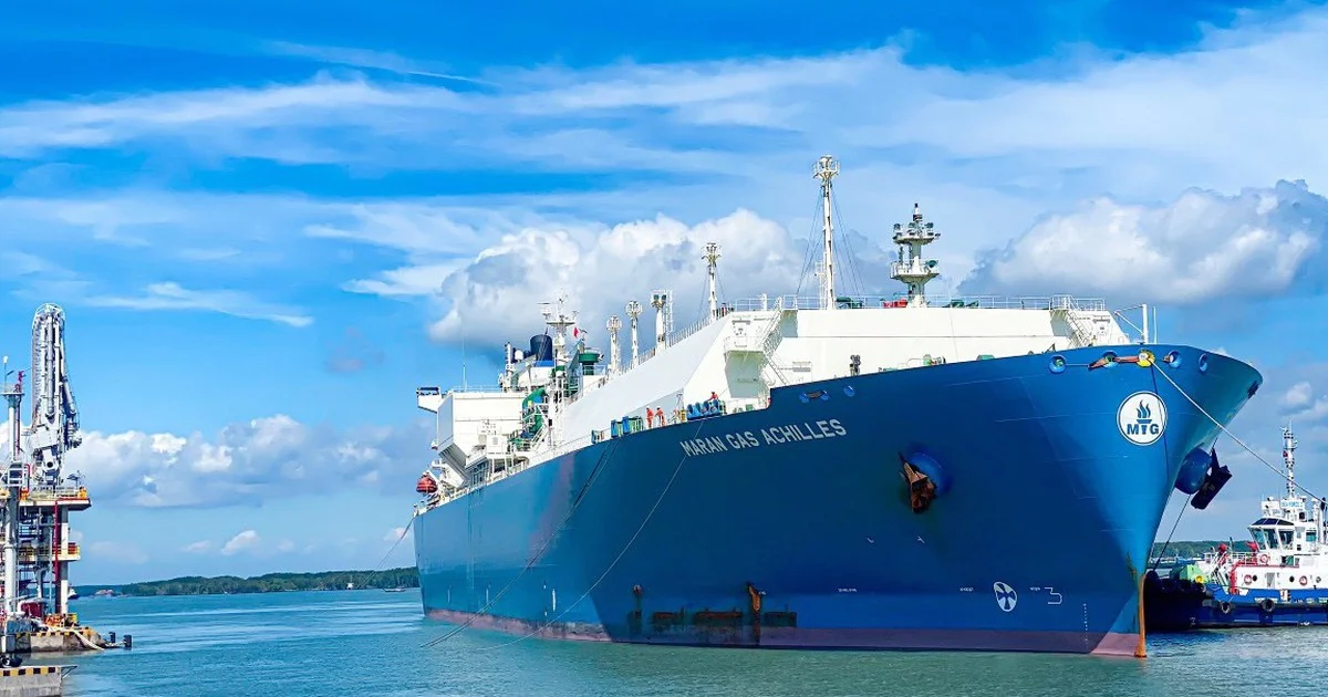 Hợp đồng LNG định hạn đầu tiên: Tín hiệu chiến lược cho thị trường năng lượng Việt Nam giai đoạn 2027-2031