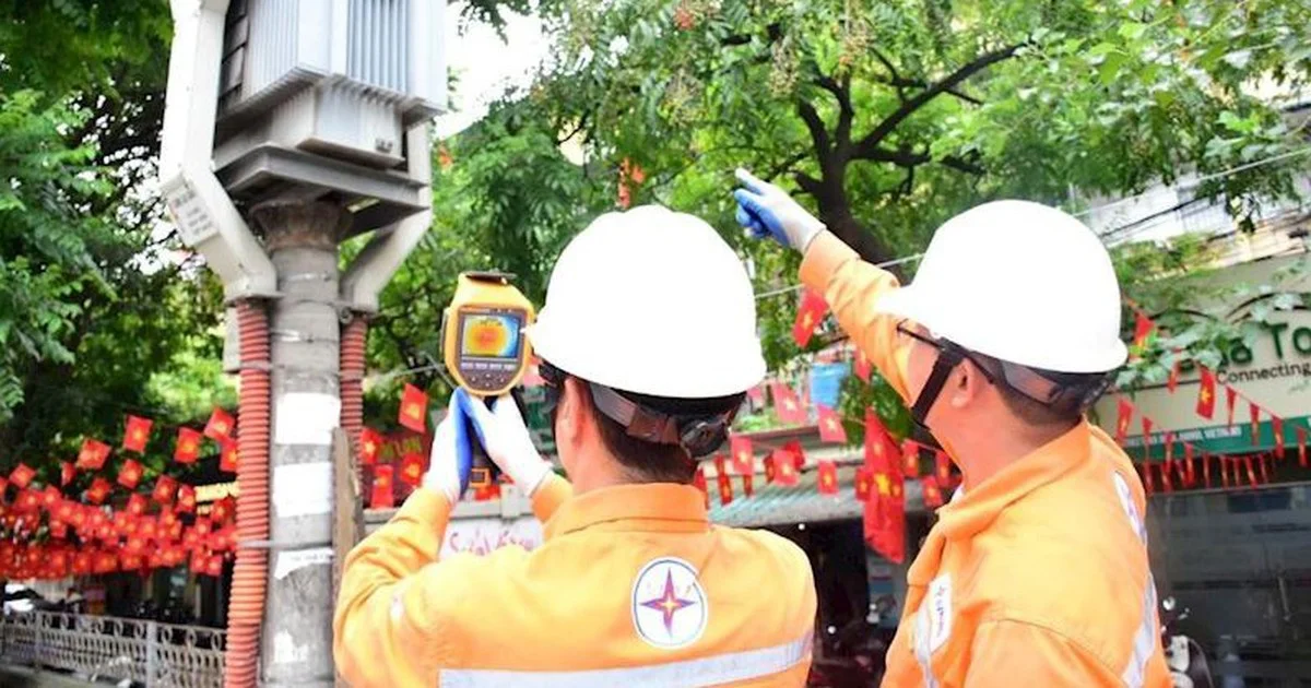 Từ khuyến nghị hạn chế dùng điện bậc cao: Áp lực chi phí năng lượng và điều chỉnh chính sách giá điện