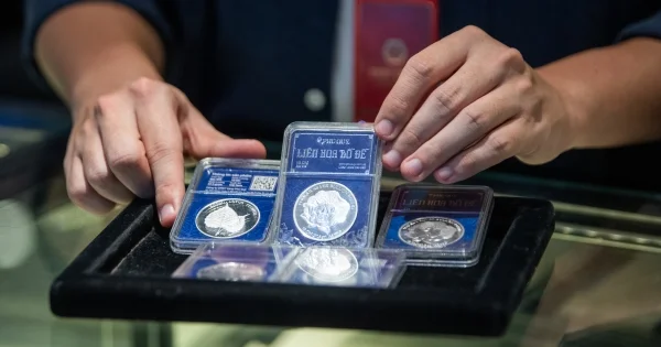 Giá bạc ngày 3/7/2026: Phục hồi kỹ thuật và áp lực từ dữ liệu việc làm Mỹ