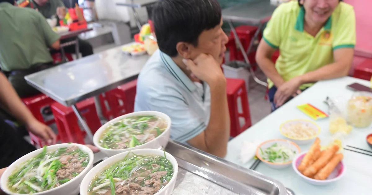 Giá hàng quán tăng rồi khó giảm: Chi phí đầu vào và áp lực lạm phát từ cấu trúc giá