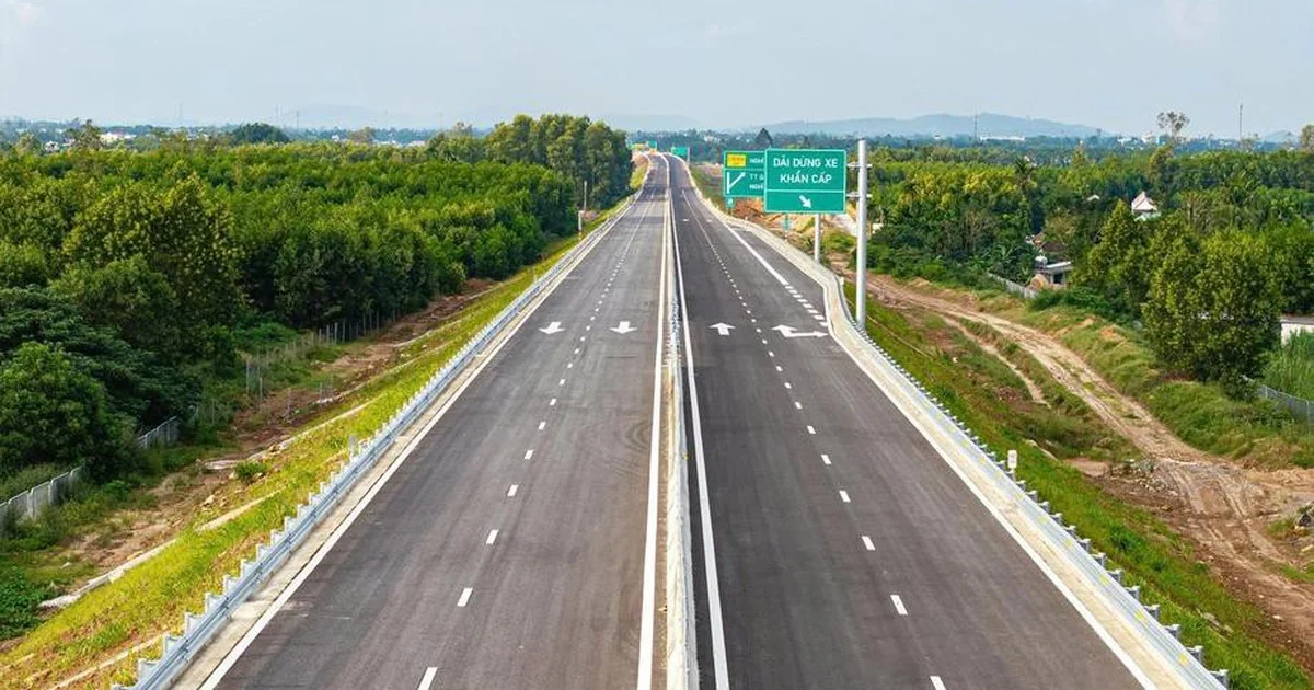 Hơn 2.300km cao tốc cần nâng cấp: Bài toán vốn đầu tư công và tác động lên dòng tiền ngành hạ tầng