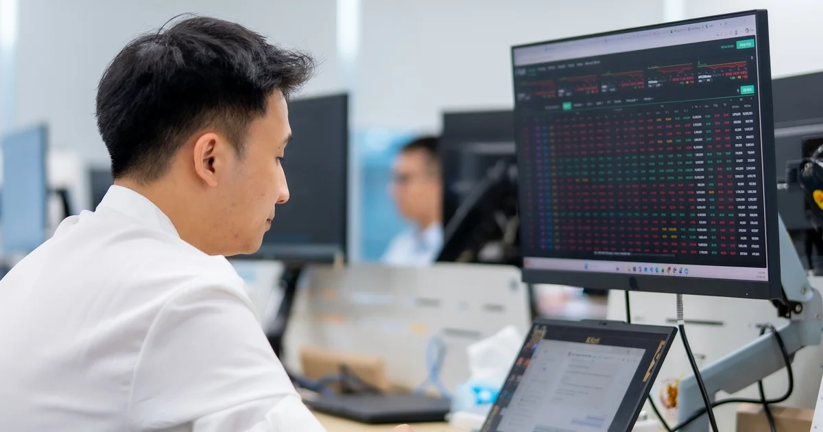 Từ câu chuyện dòng tiền suy yếu nhìn về áp lực thanh khoản hệ thống và chiến lược phòng thủ trên thị trường chứng khoán