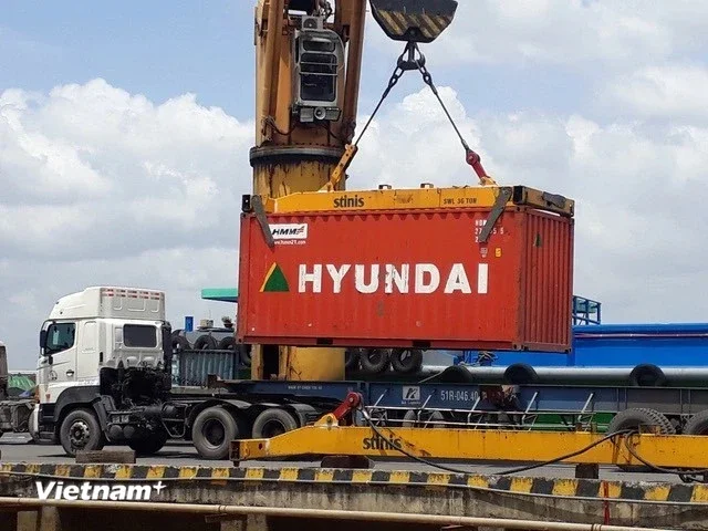Từ cảnh báo của ADB: Việt Nam cần chuyển đổi mô hình tăng trưởng – Áp lực lên dòng vốn và thị trường tài chính