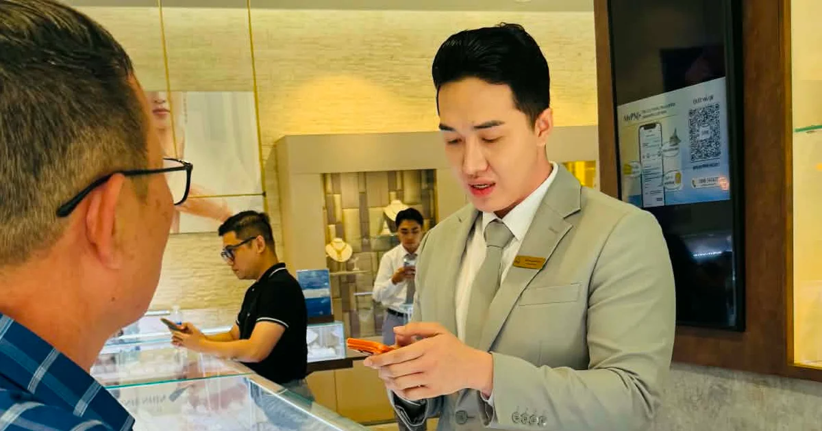 Từ câu chuyện trả chậm mua lại kim cương của PNJ nhìn về áp lực thanh khoản ngành trang sức