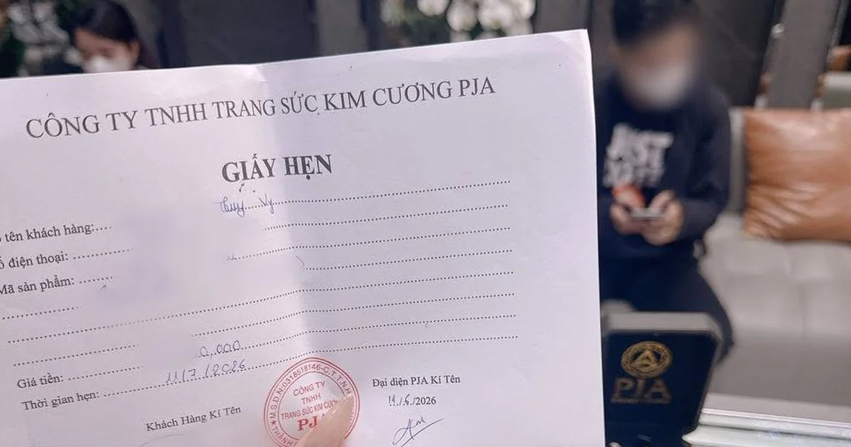 Áp lực thanh khoản ngành kim cương tại TP.HCM: Từ làn sóng bán tháo đến rủi ro hệ thống