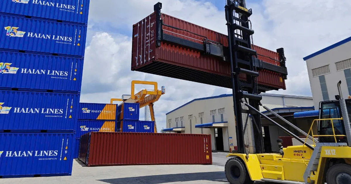 Từ đơn hàng 4.000 container của Hòa Phát: Nhìn về năng lực sản xuất vỏ container nội địa và tác động đến chuỗi logistics